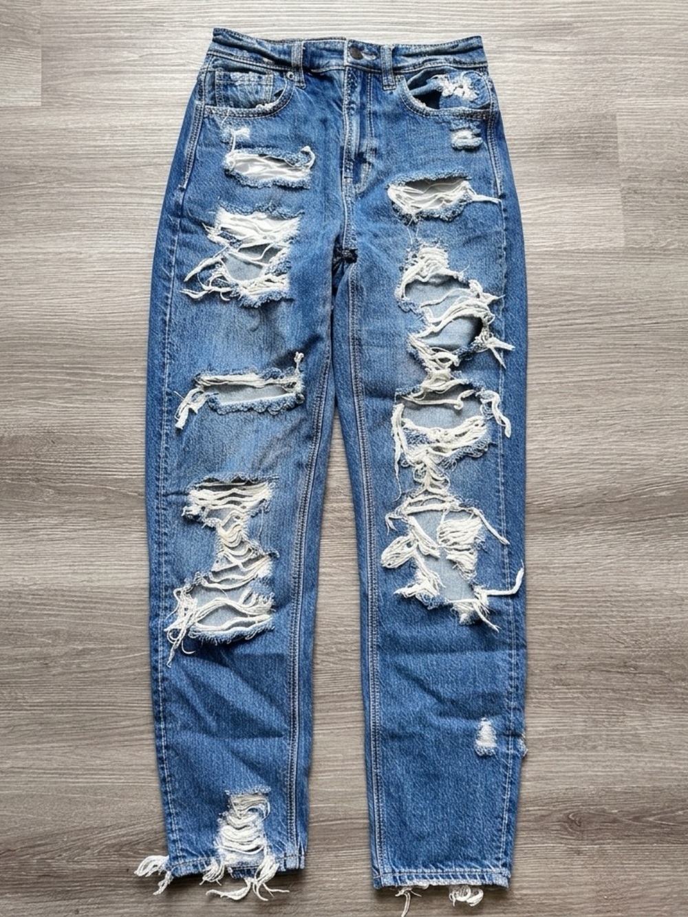 American Eagle Distressed High-Rise Blue Denim Mom Jeans - size 00